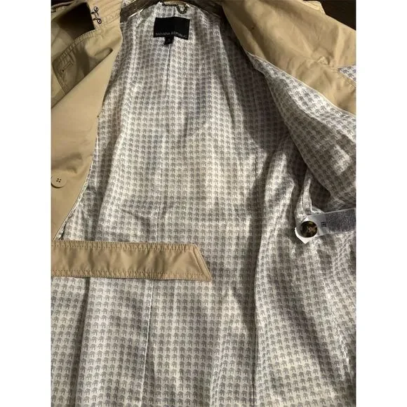 Banana Republic Women's S Beige Trench Coat‎ Double-Breasted Leather Belted